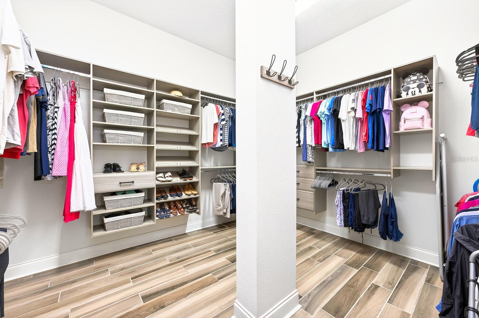 JOHNS LAKE LANDING - Residential