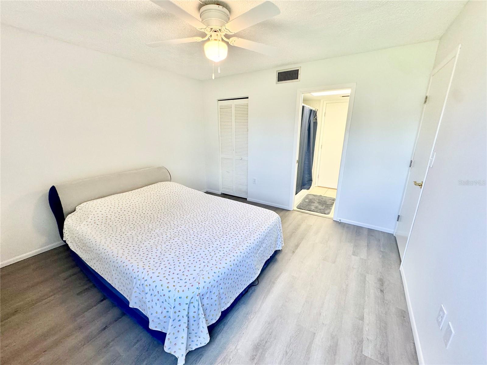 SANDHILL PINES BLDG 13 - Residential