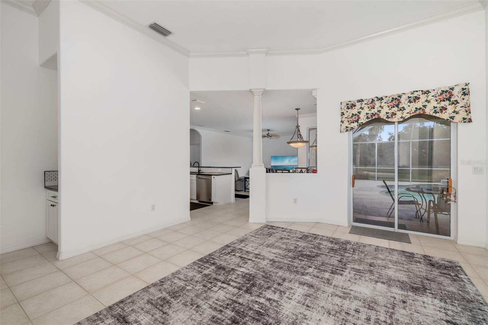 LAUREL MEADOWS - Residential