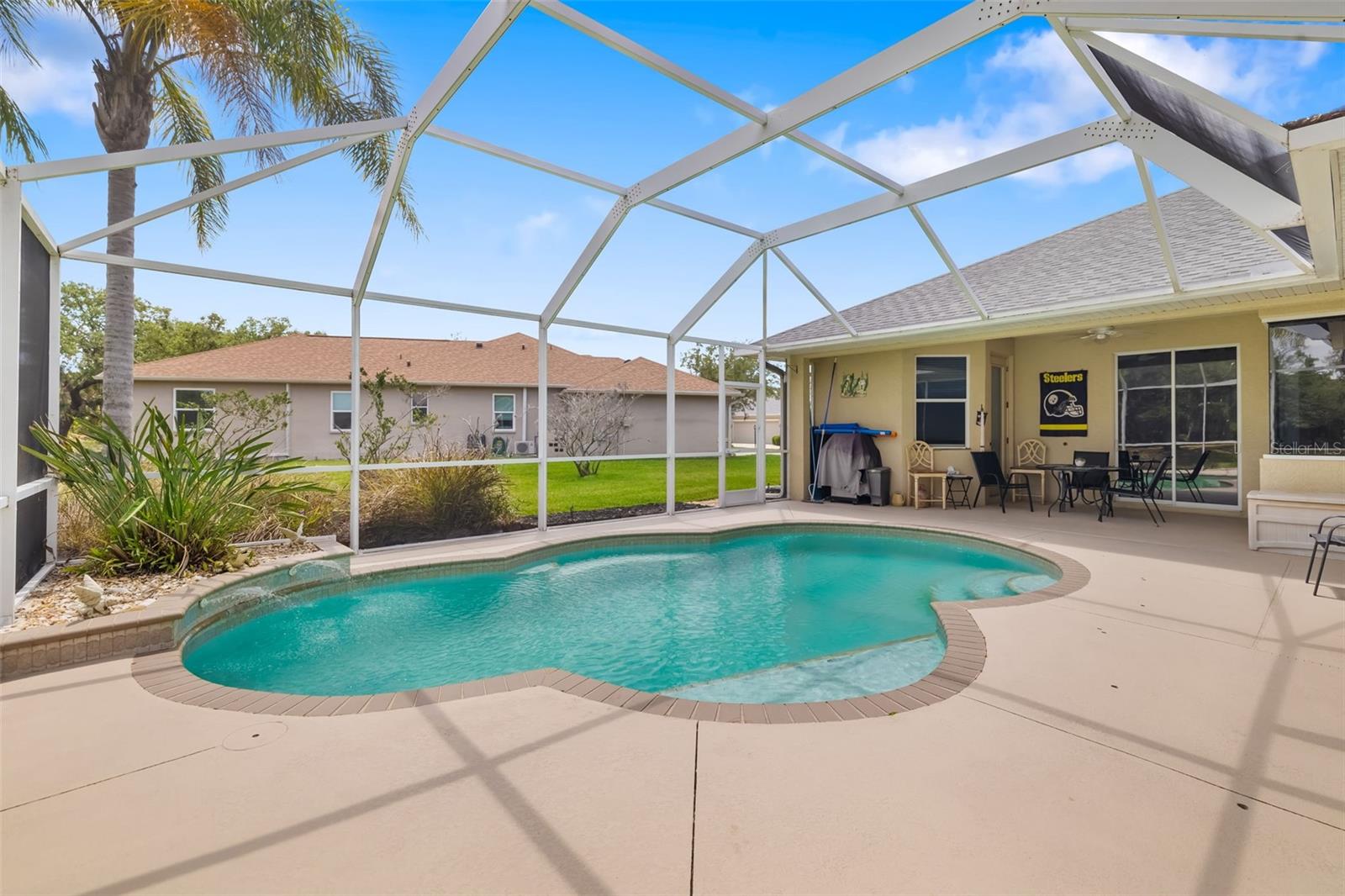 LAUREL MEADOWS - Residential