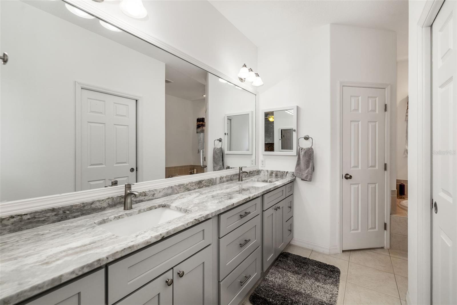 LAUREL MEADOWS - Residential