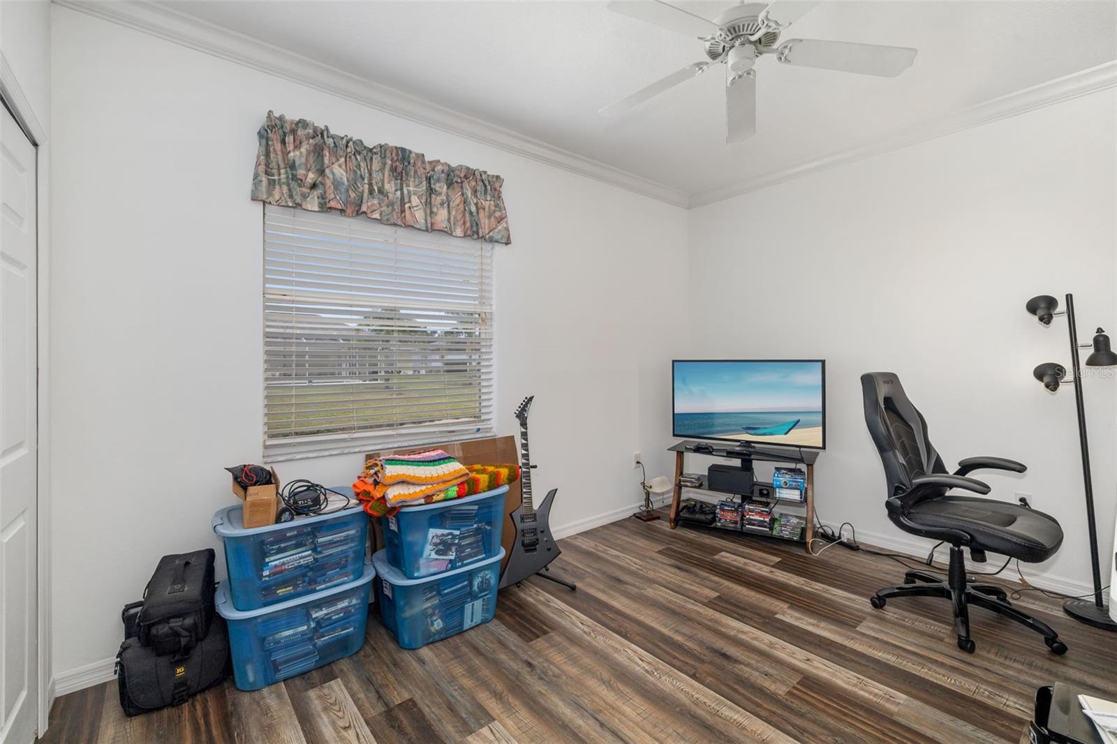 LAUREL MEADOWS - Residential