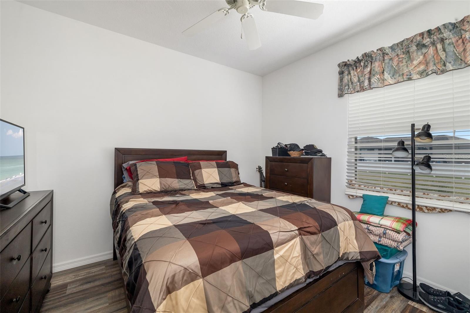 LAUREL MEADOWS - Residential