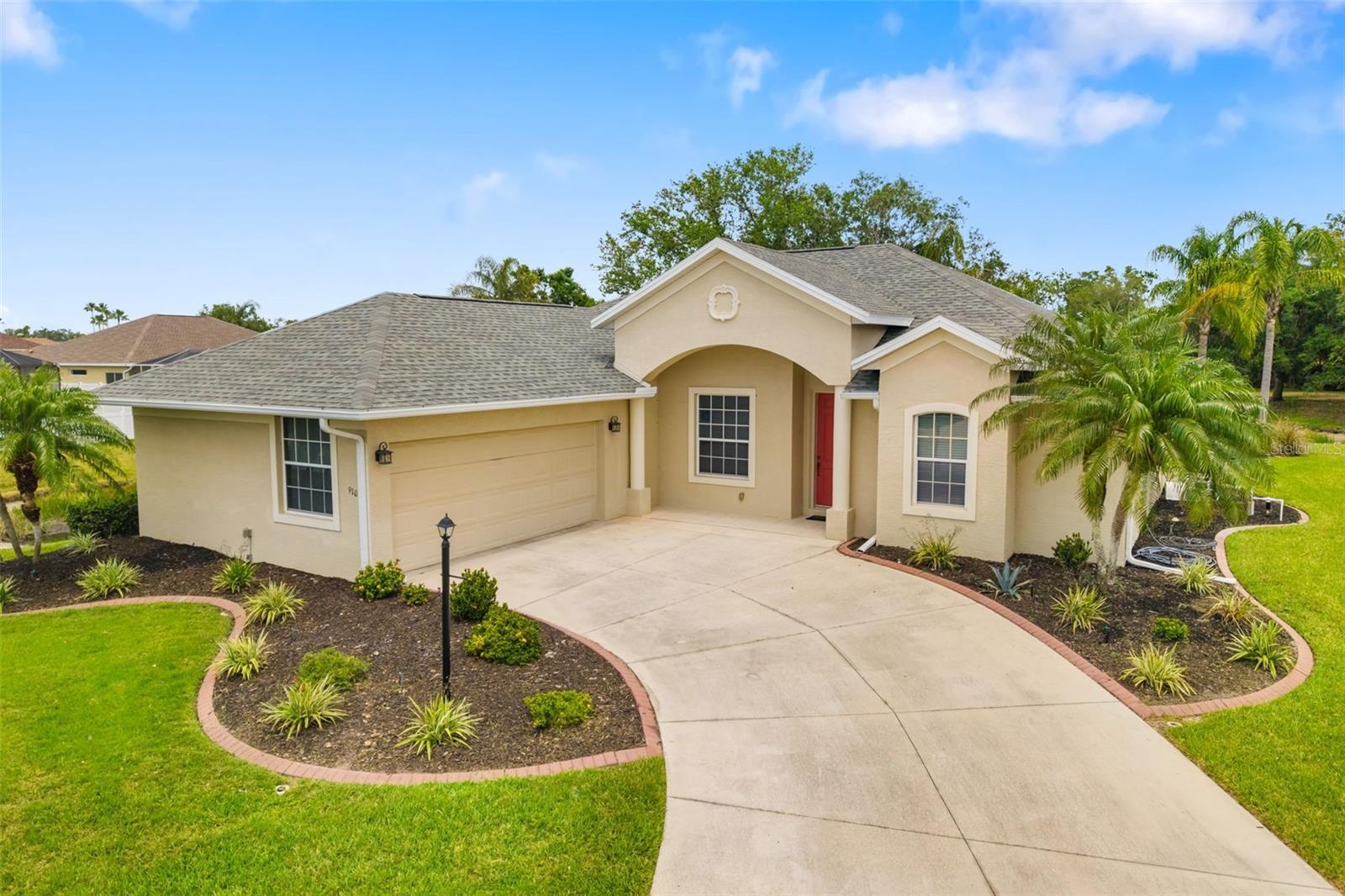 LAUREL MEADOWS - Residential