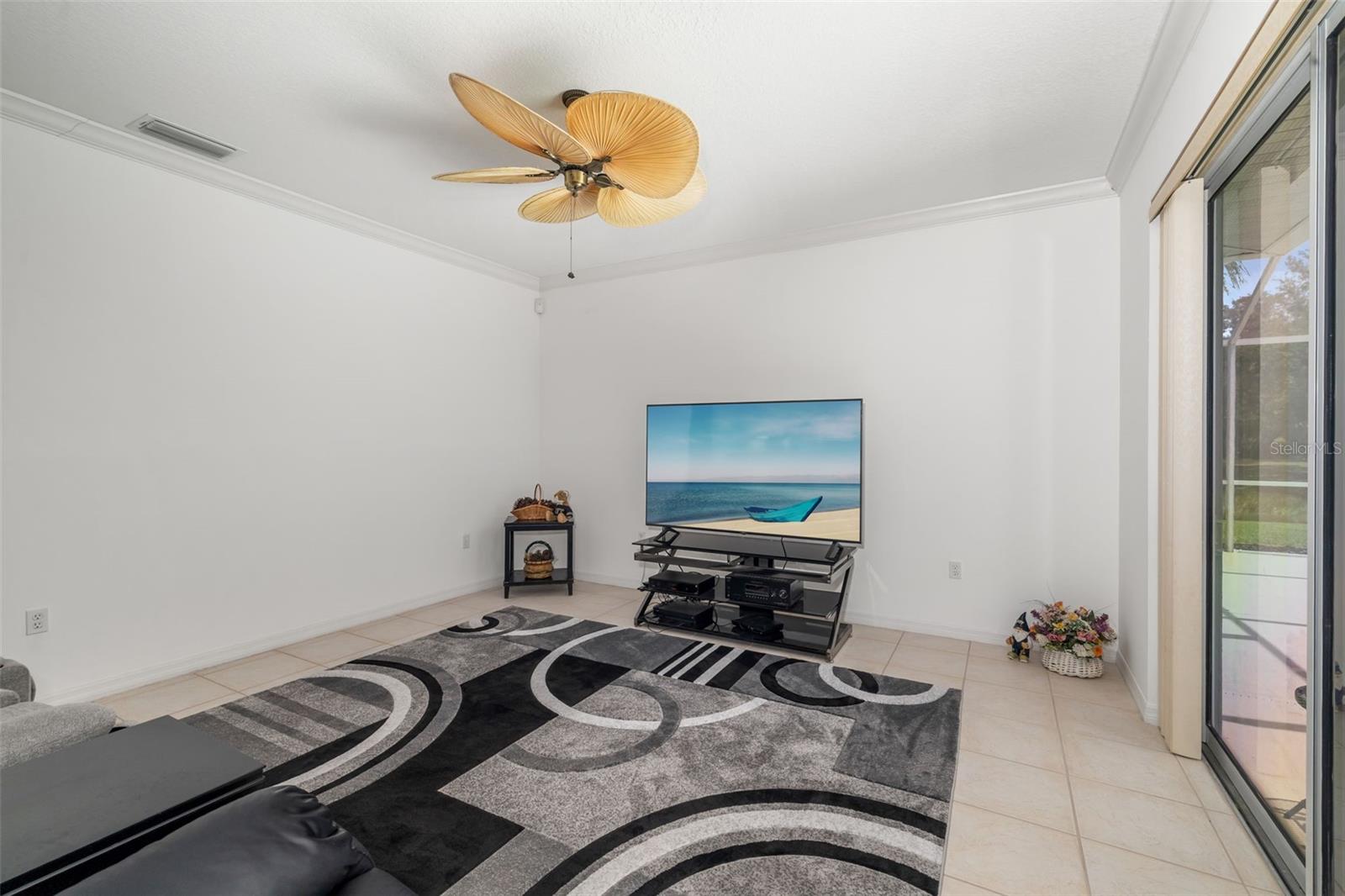 LAUREL MEADOWS - Residential