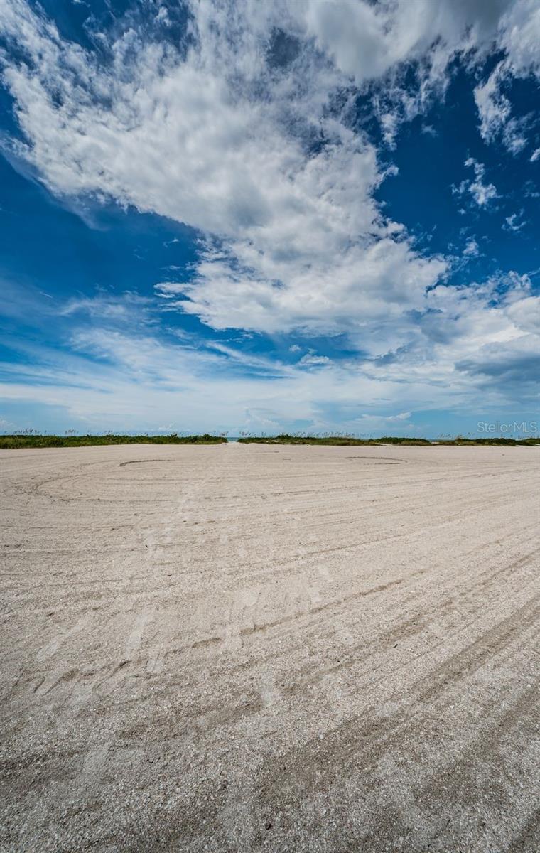 LIGHTHOUSE TOWERS CONDO - Residential