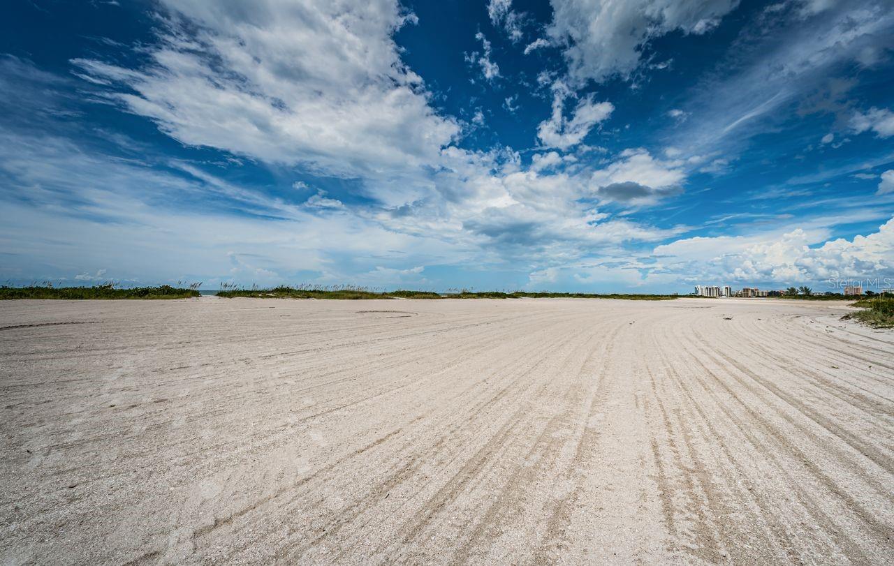 LIGHTHOUSE TOWERS CONDO - Residential