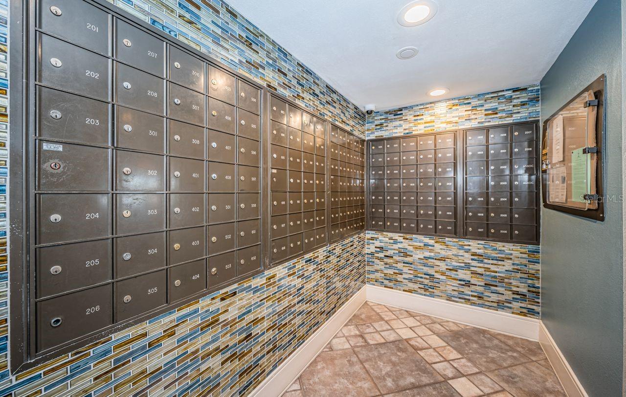 LIGHTHOUSE TOWERS CONDO - Residential