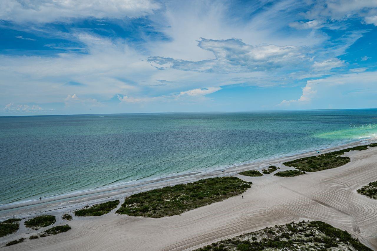 LIGHTHOUSE TOWERS CONDO - Residential