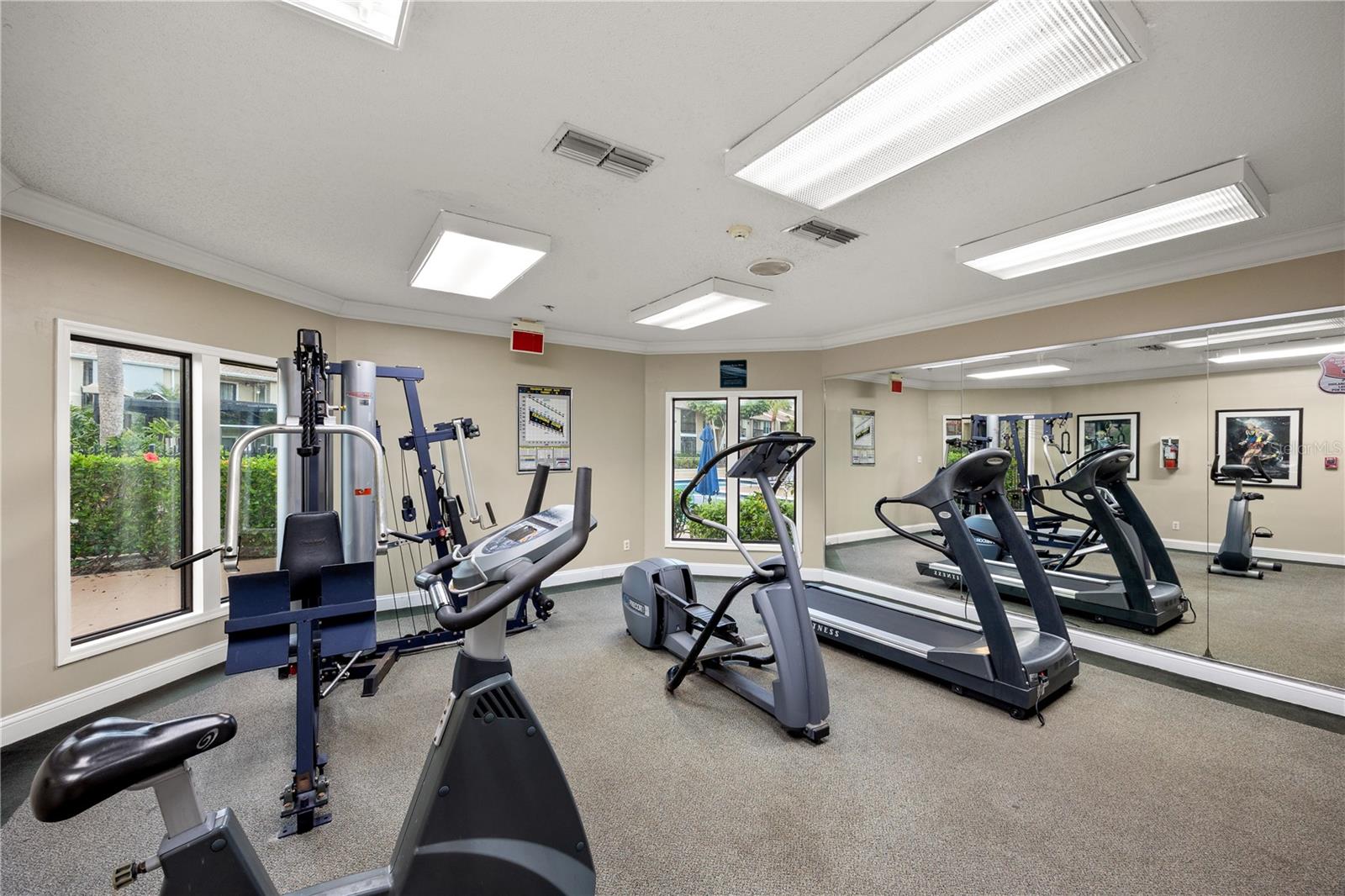 VINTAGE GRAND - Residential