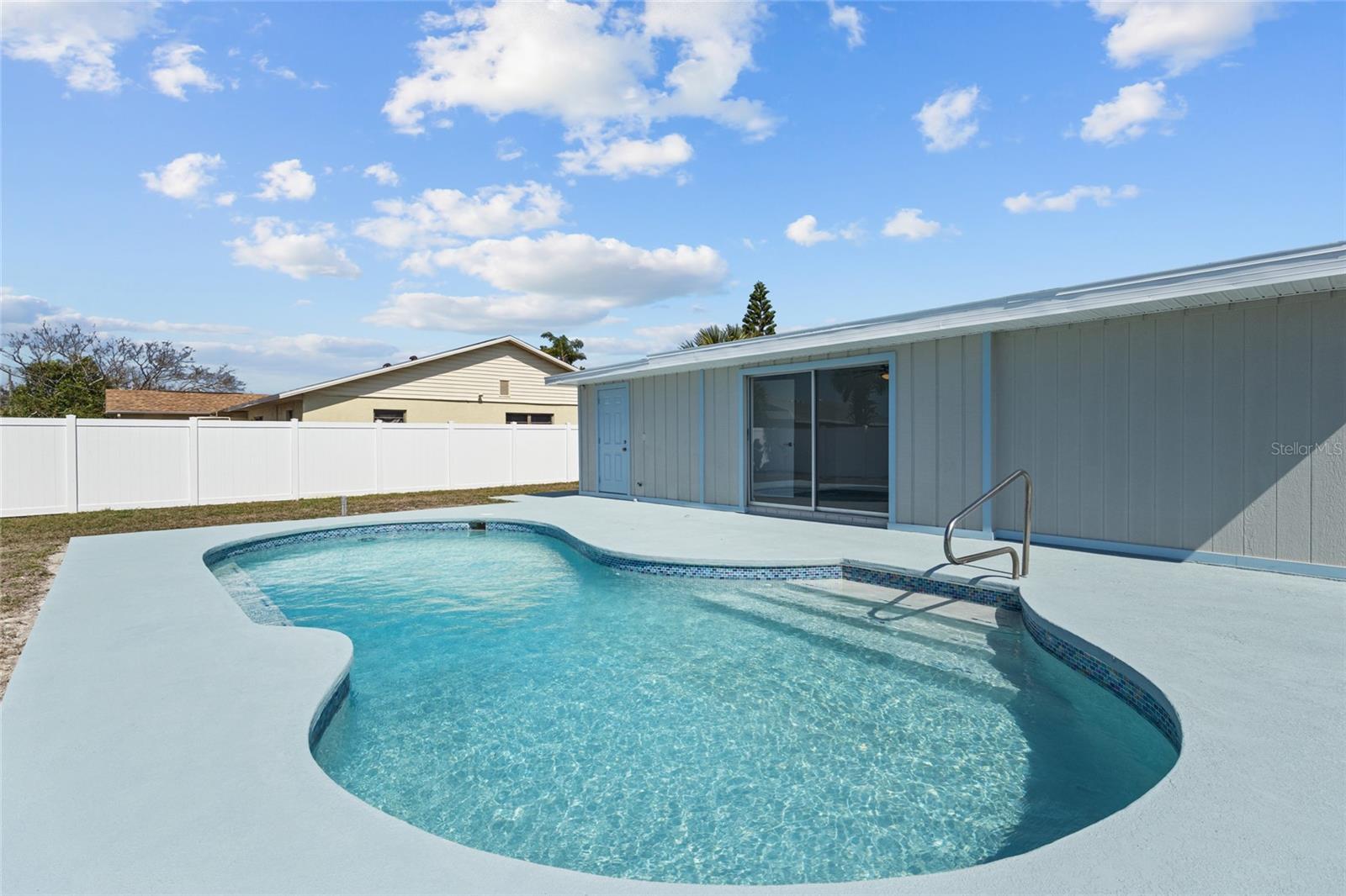 CORTEZ GARDENS FIRST SEC - Residential