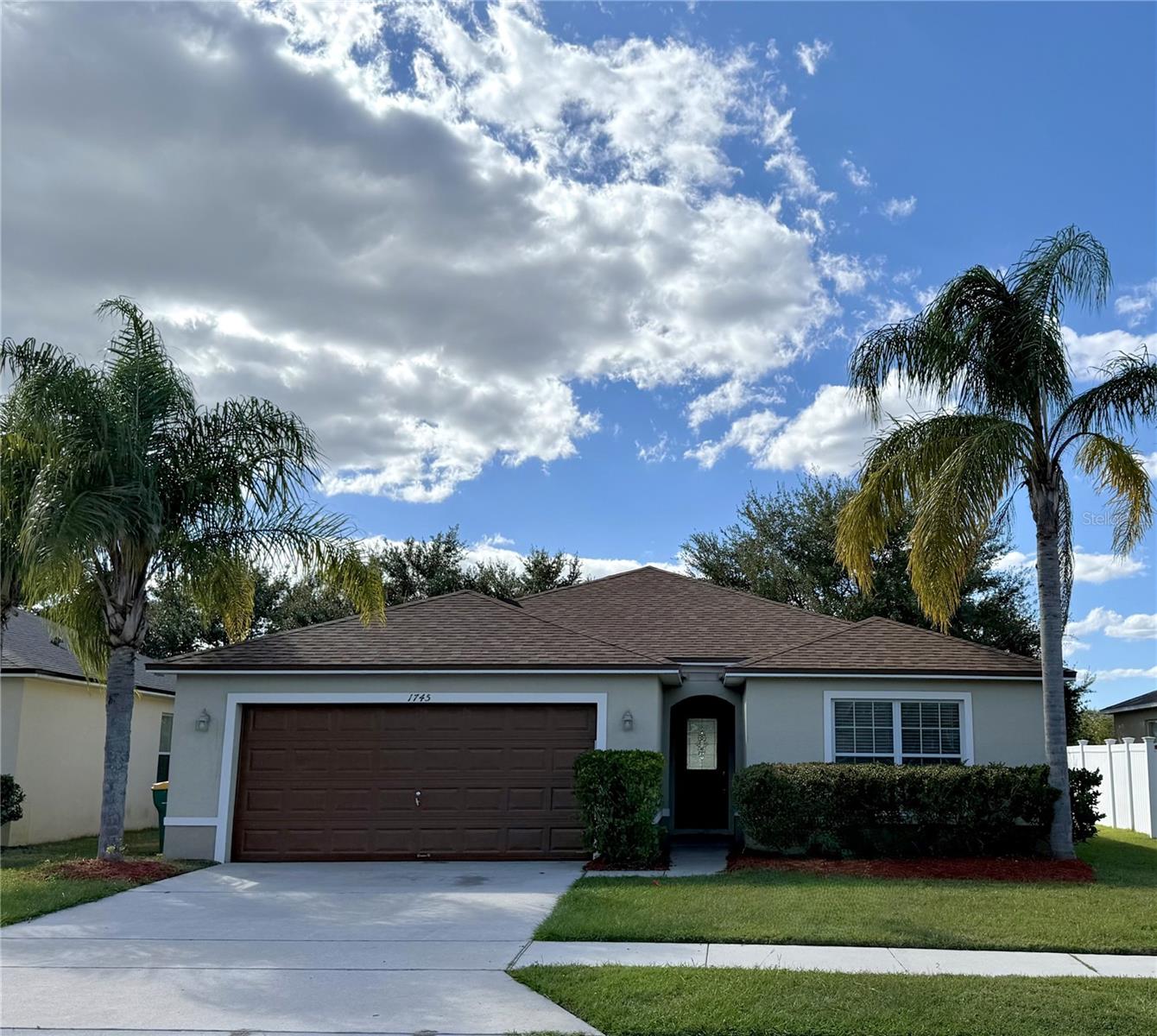 MOUNT DORA LANCASTER AT LOCH LEVEN PH 2A - Residential Lease