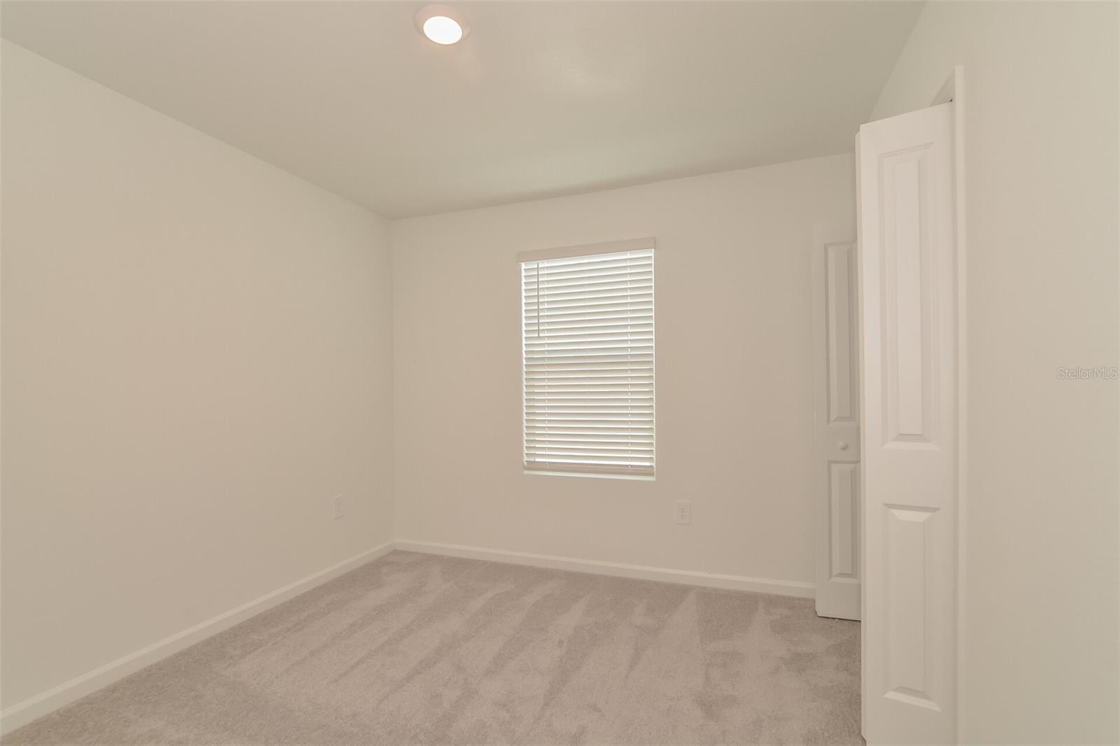 PEACE CRK RESERVE - Residential Lease