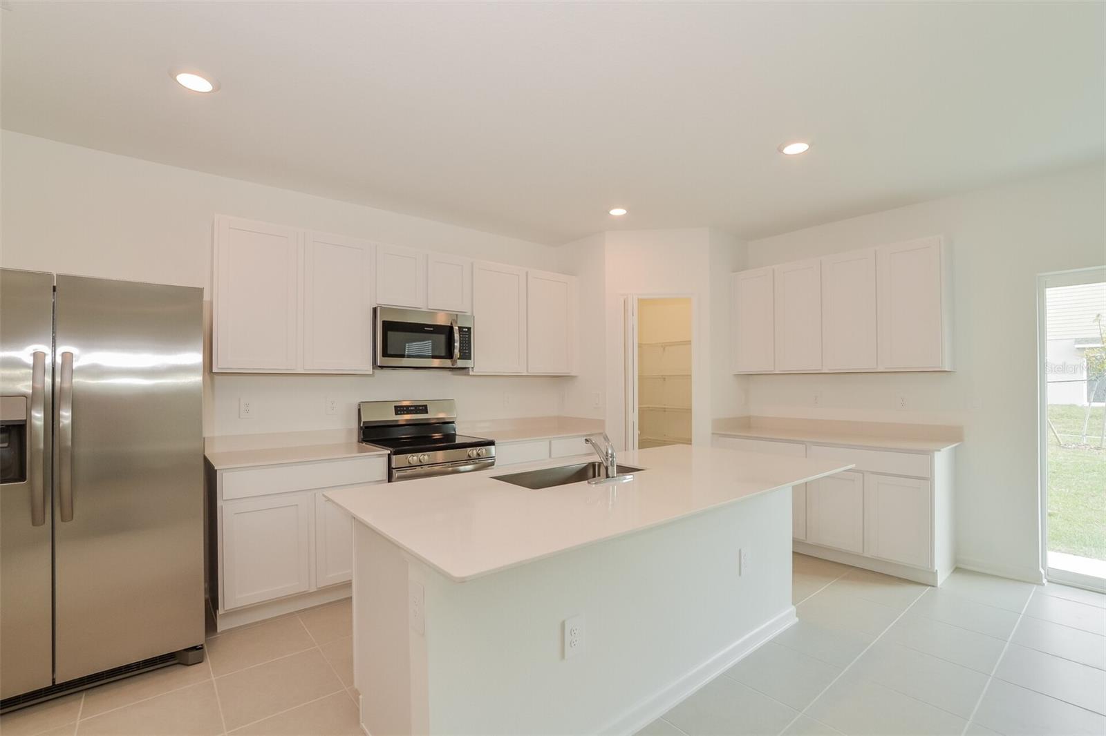 PEACE CRK RESERVE - Residential Lease