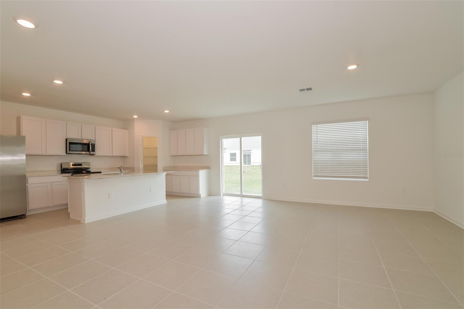 PEACE CRK RESERVE - Residential Lease