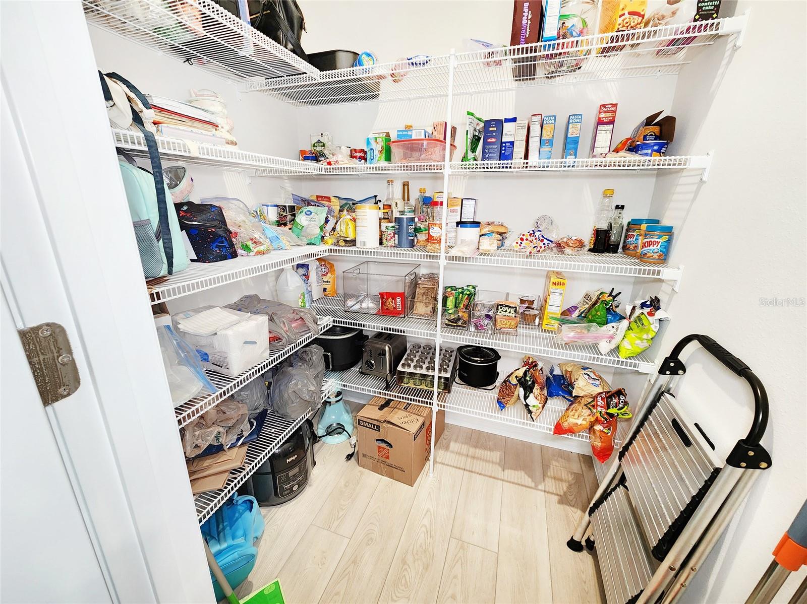 TWO RIVERS - Residential