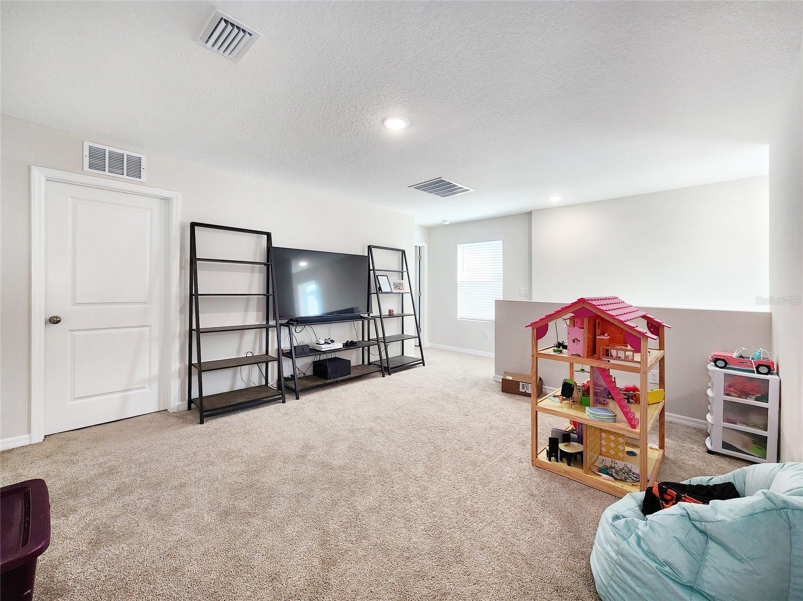 TWO RIVERS - Residential