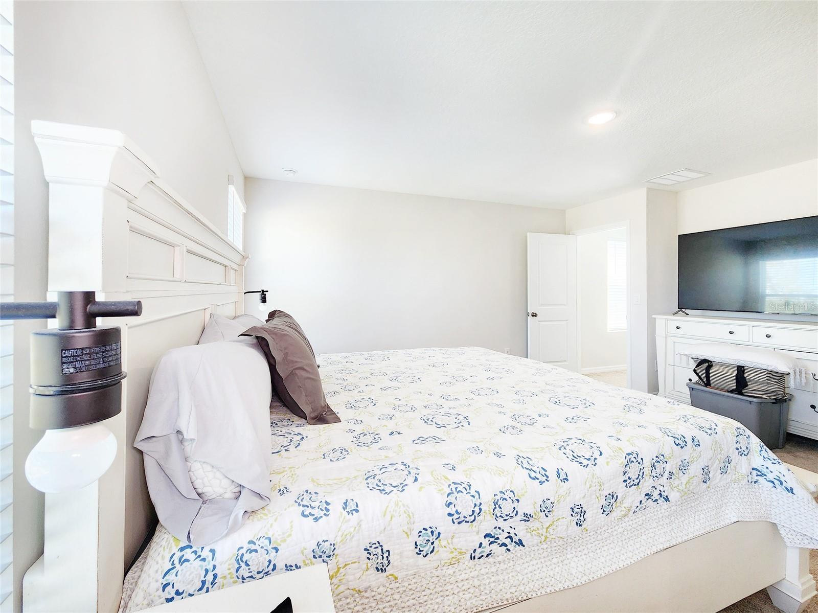 TWO RIVERS - Residential