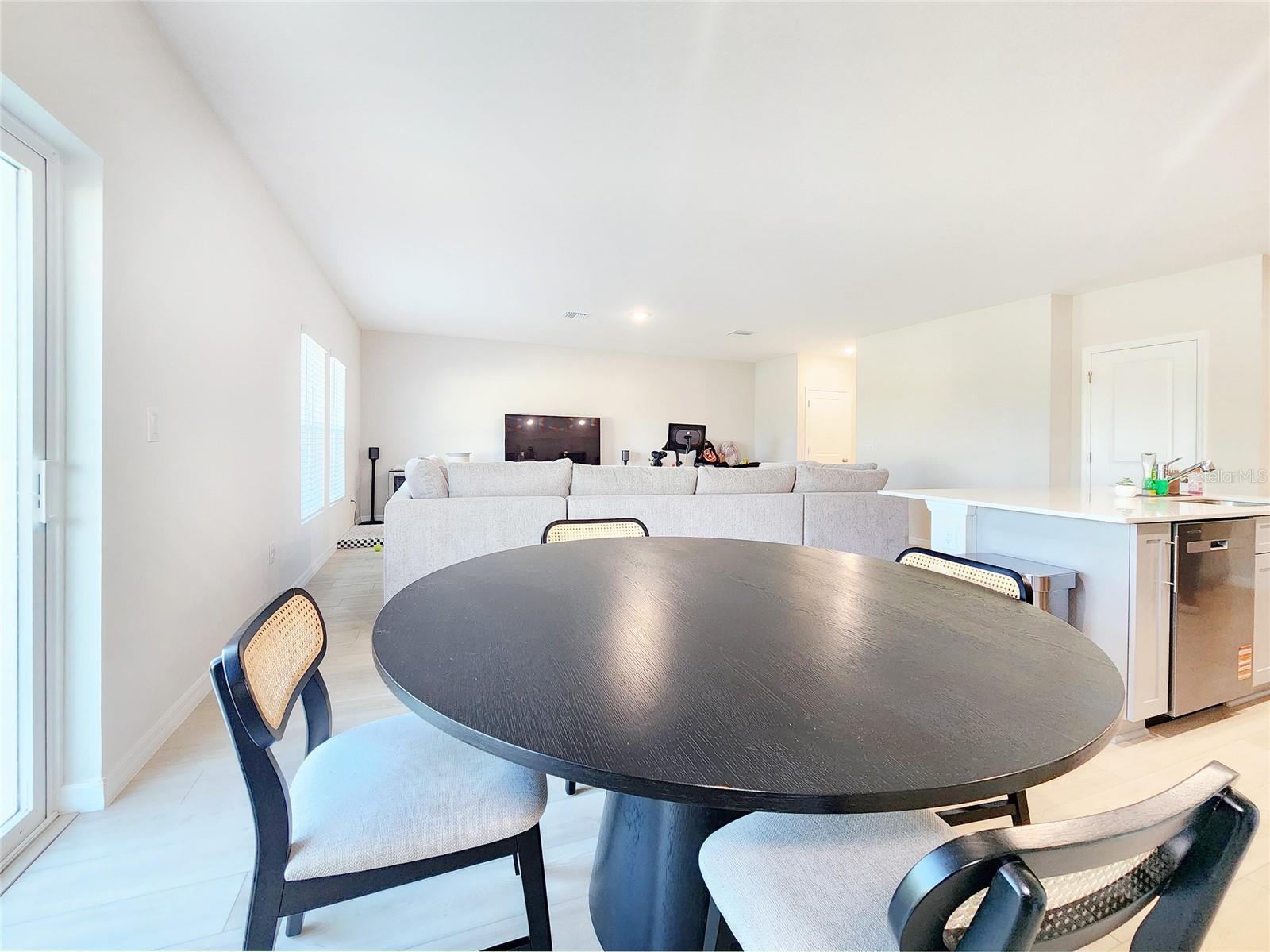 TWO RIVERS - Residential