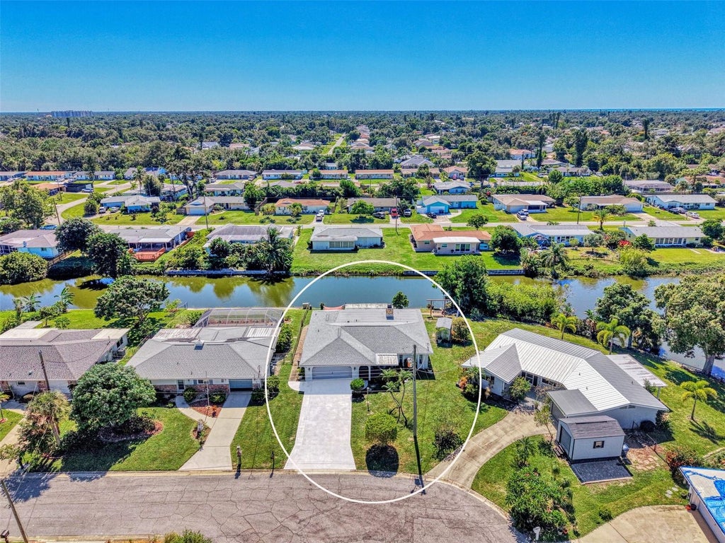 Photo of 432 Edgewood Road, Venice, FL 34293 (MLS # A4710755)