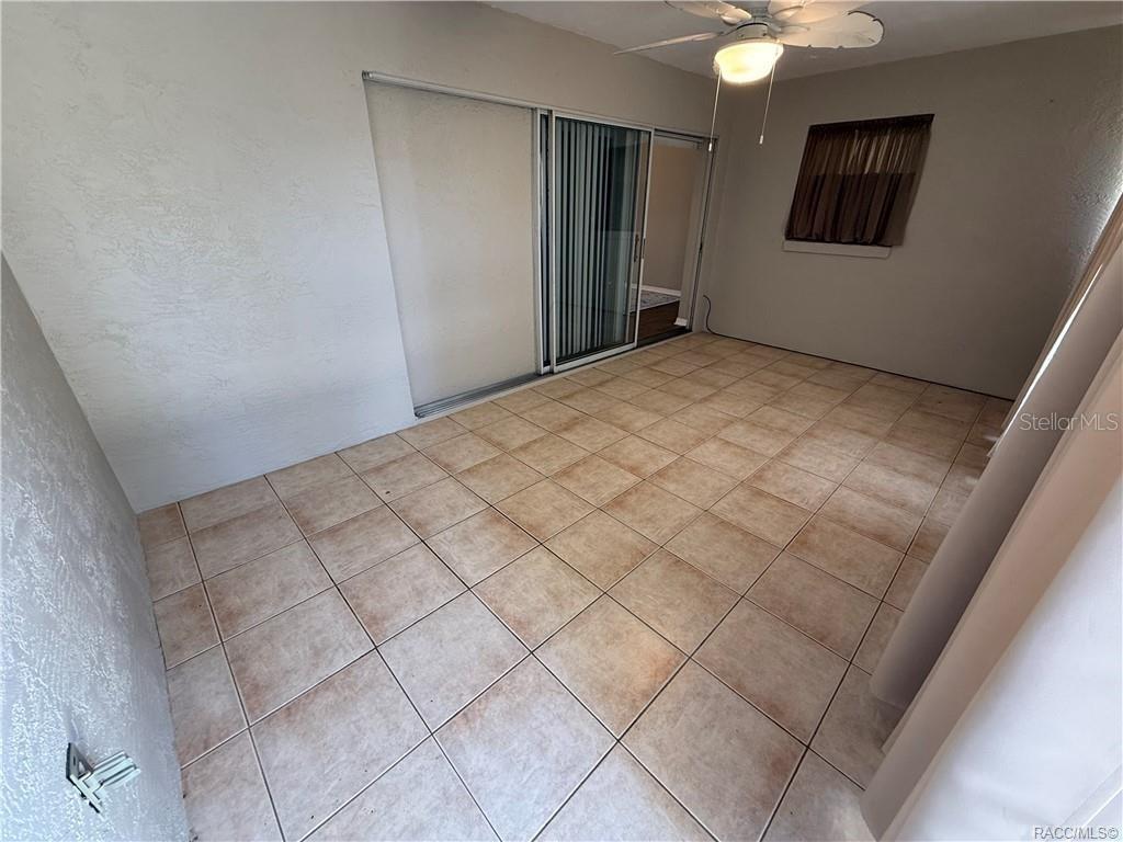 OAKWOOD VILLAGE BEVERLY HILLS PH 01 - Residential