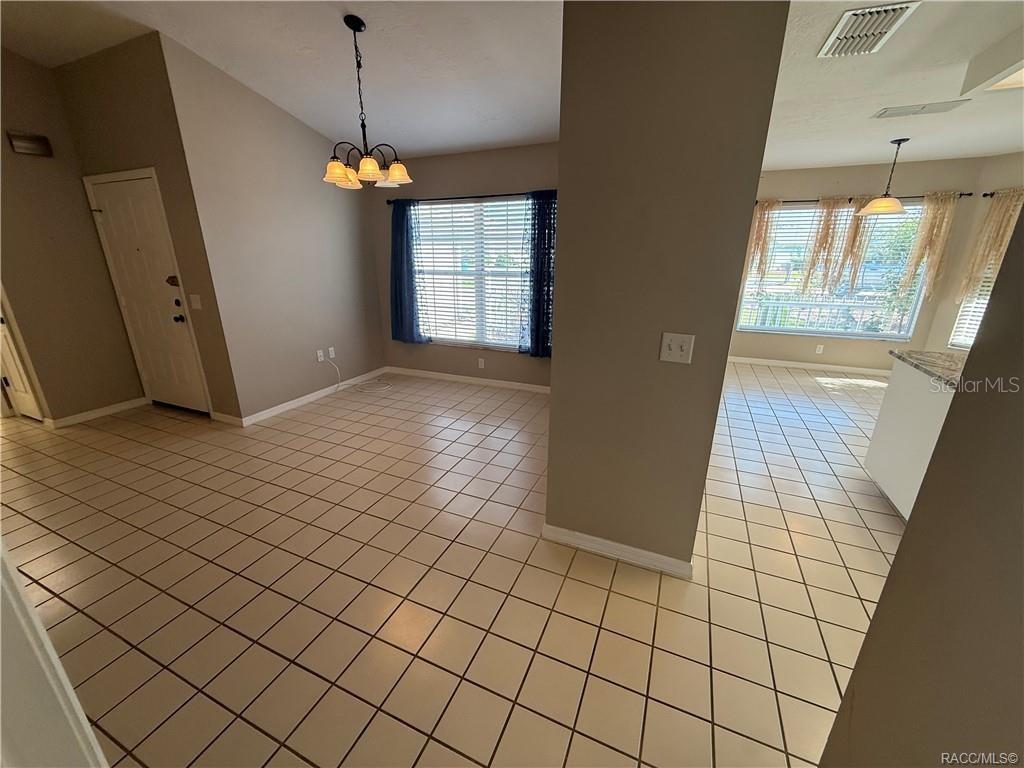 OAKWOOD VILLAGE BEVERLY HILLS PH 01 - Residential