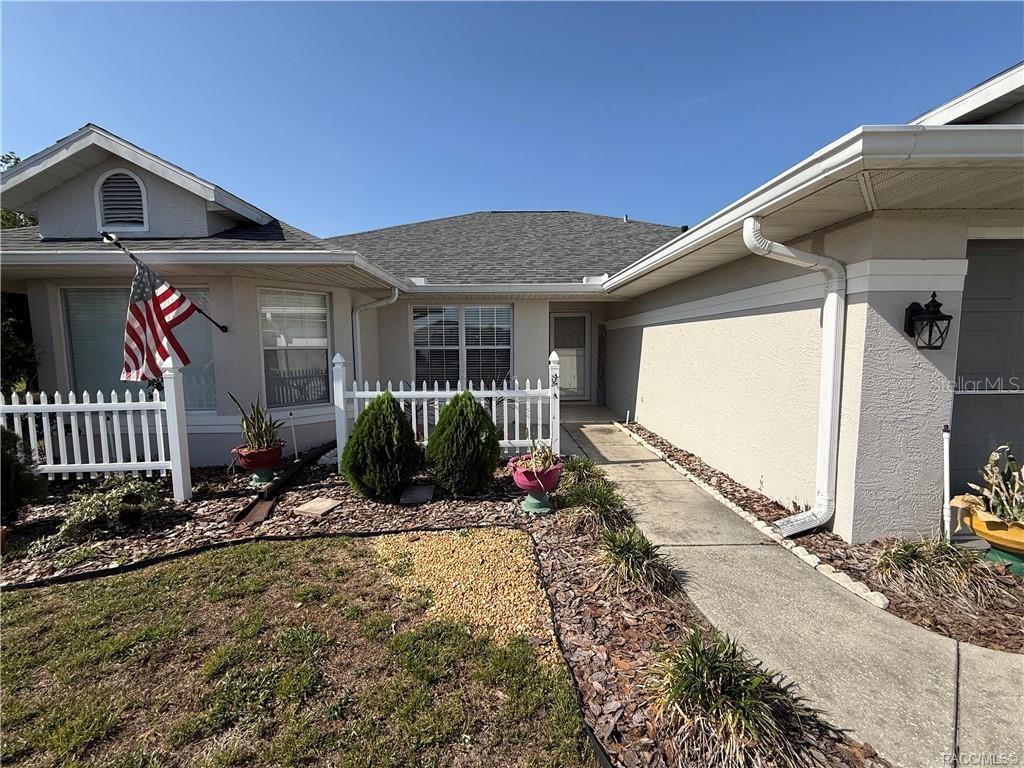 OAKWOOD VILLAGE BEVERLY HILLS PH 01 - Residential