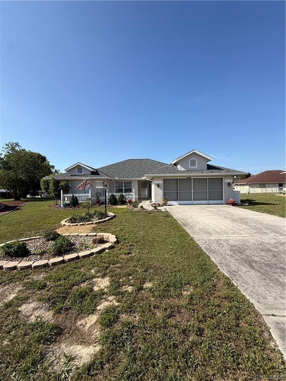 OAKWOOD VILLAGE BEVERLY HILLS PH 01 - Residential