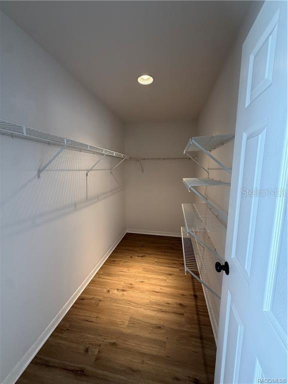 OAKWOOD VILLAGE BEVERLY HILLS PH 01 - Residential