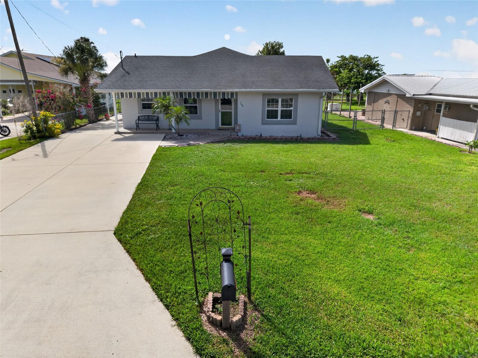 148 N LAKE REEDY BOULEVARD