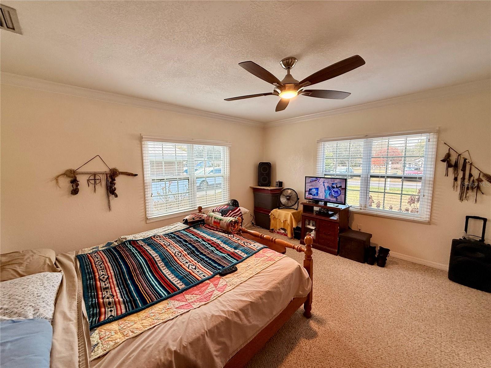 LAKE SIDE TERRACE - Residential