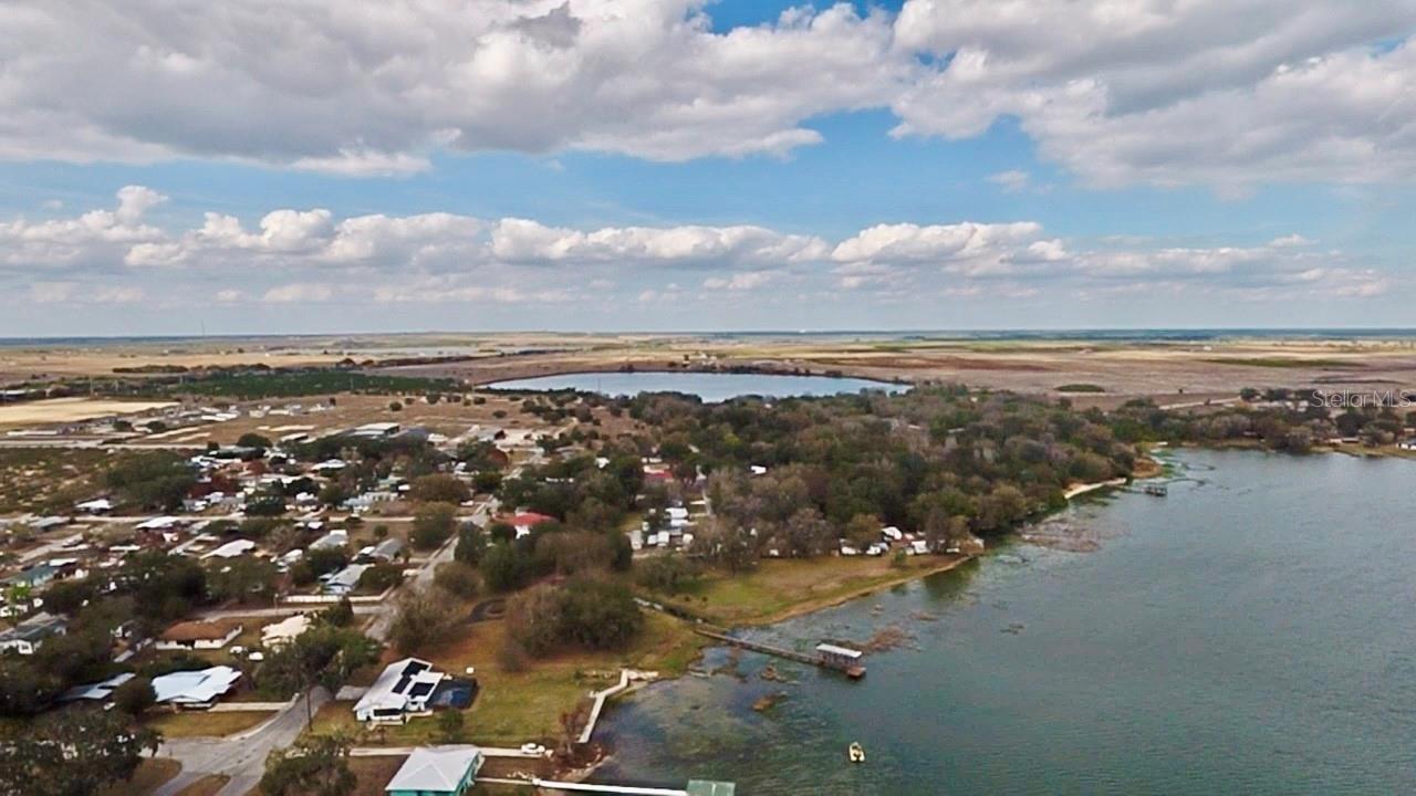 LAKE SIDE TERRACE - Residential