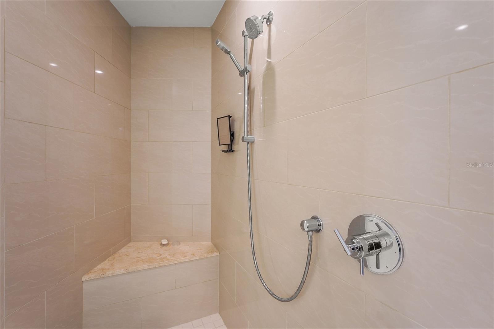 VUE SARASOTA BAY - Residential