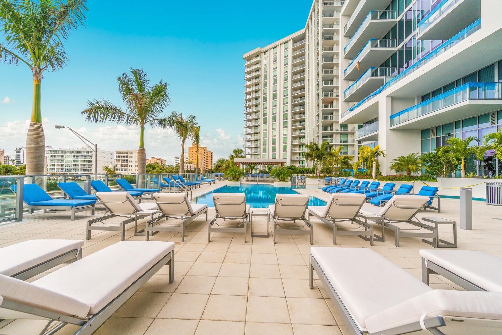 VUE SARASOTA BAY - Residential