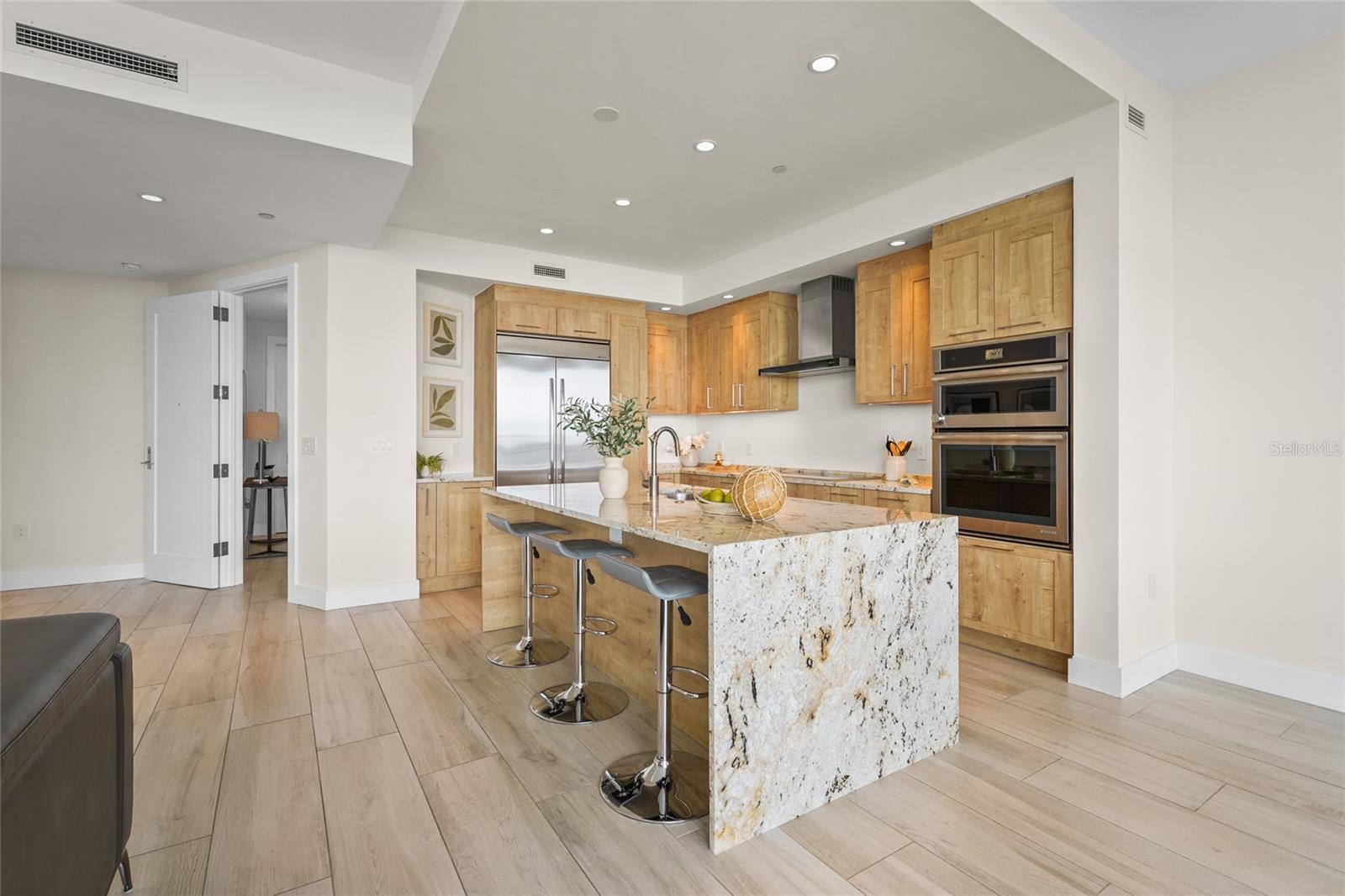 VUE SARASOTA BAY - Residential