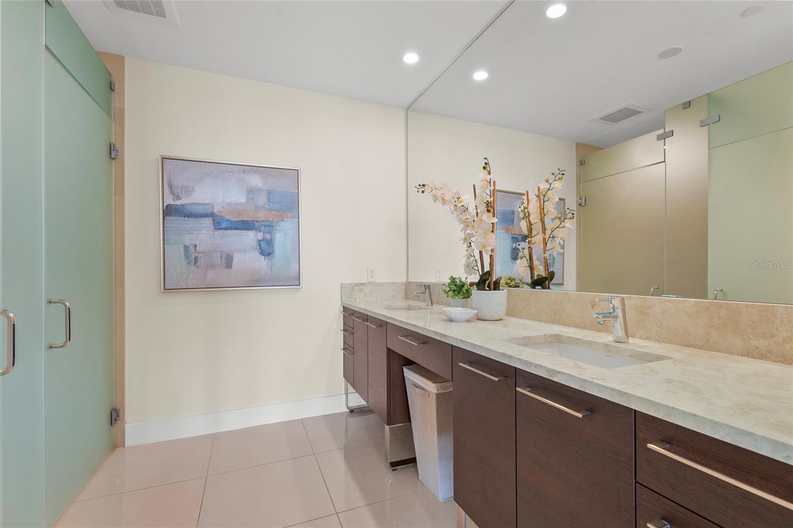 VUE SARASOTA BAY - Residential