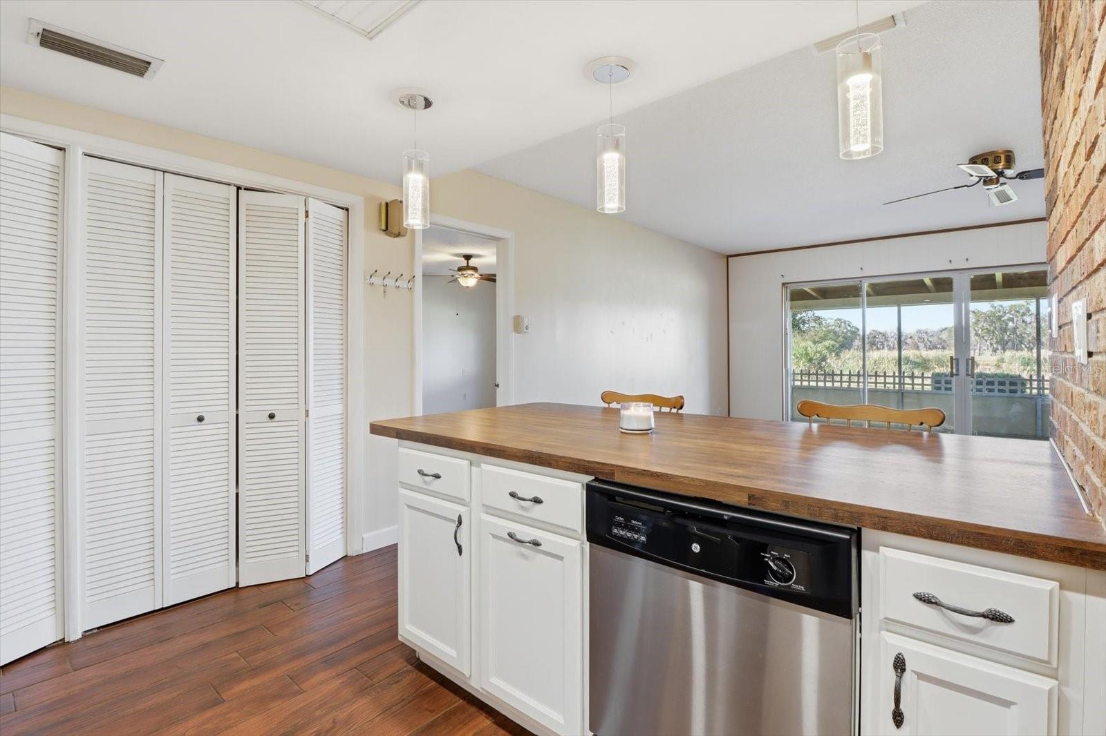 PARADISE COUNTRY CLUB - Residential