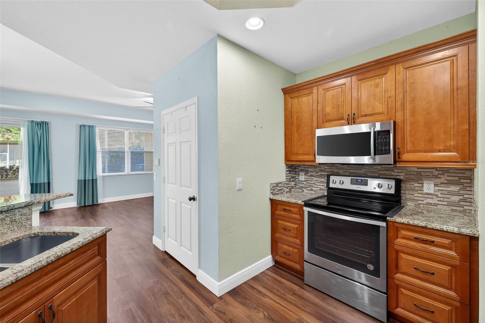 SAIL HARBOUR/HEALTHPARK - Residential