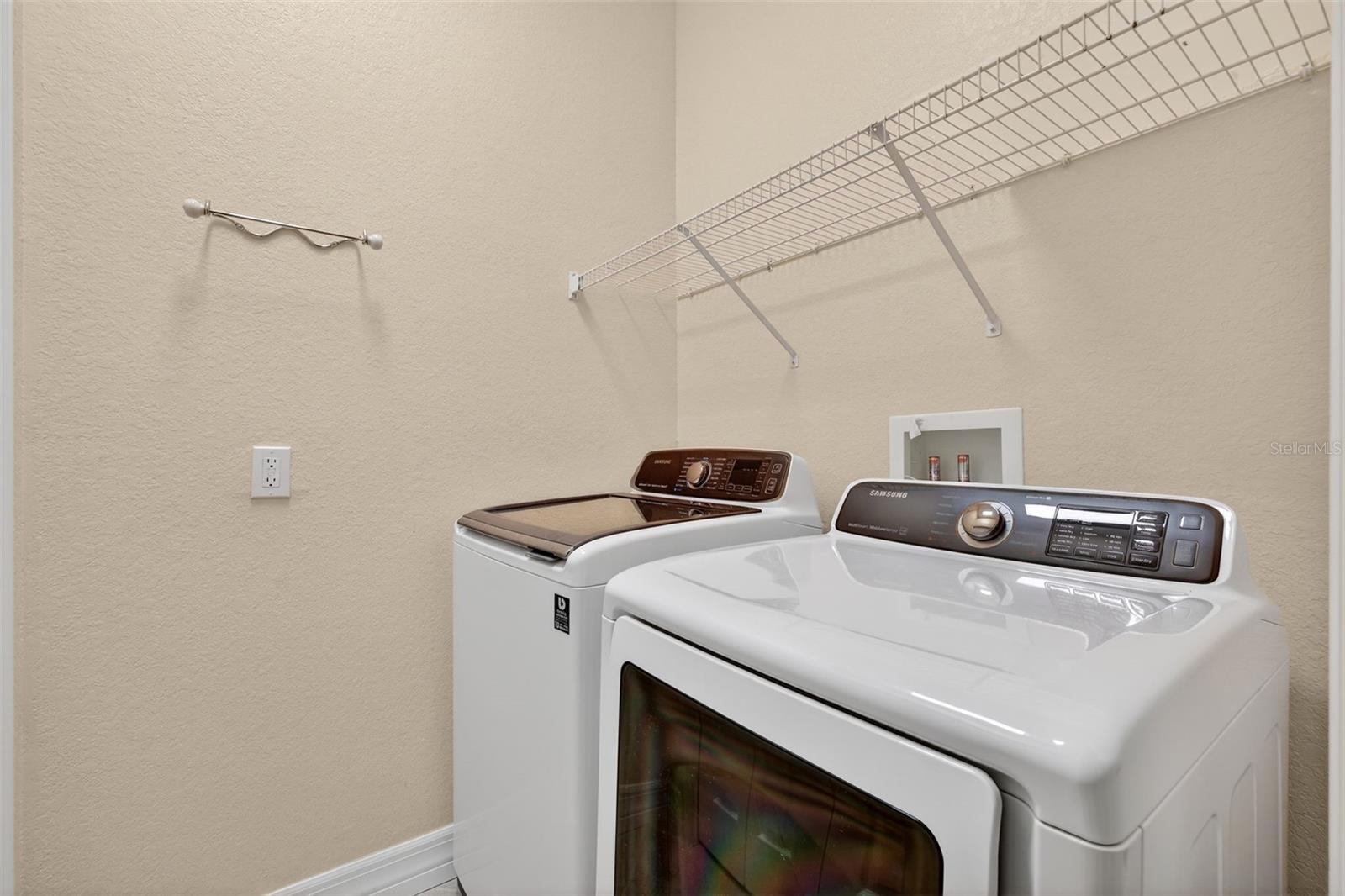 SAIL HARBOUR/HEALTHPARK - Residential