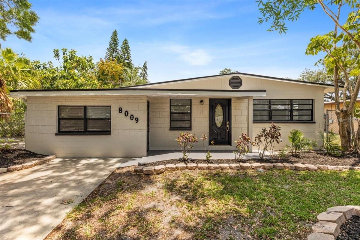 8009 SOMERSET LANE