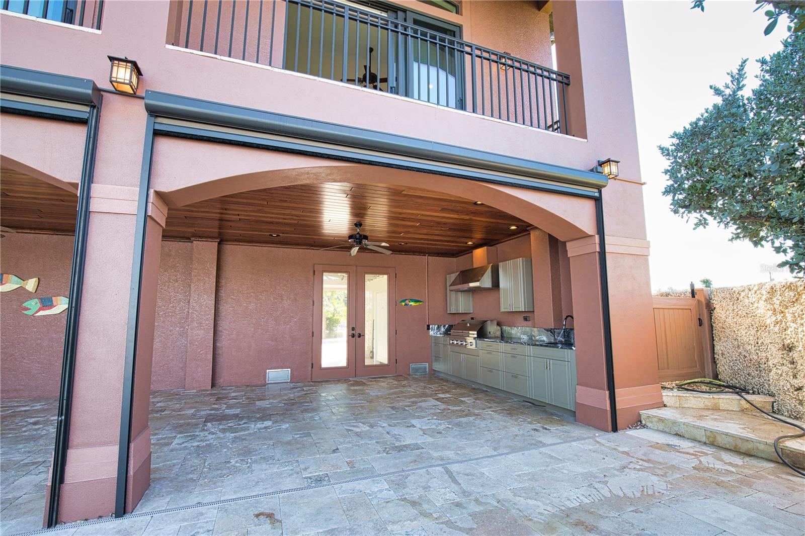 LYONS BAY - Residential