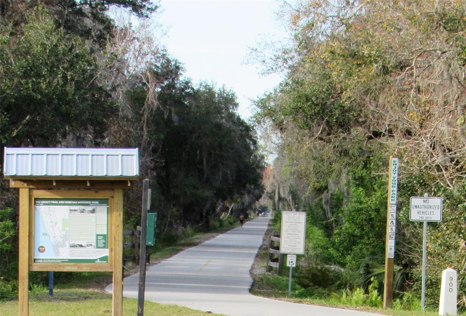 LYONS BAY - Residential