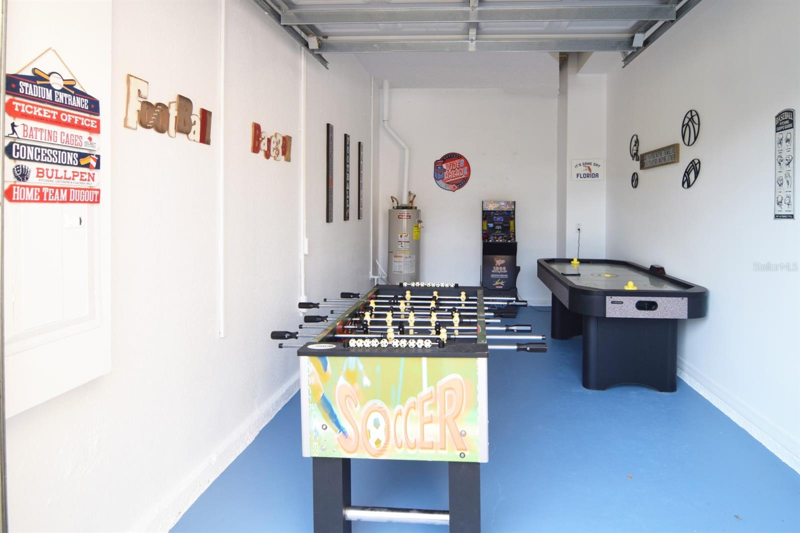 TUSCAN HILLS - Residential