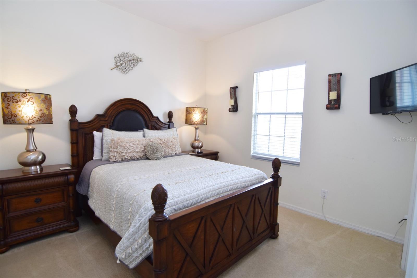 TUSCAN HILLS - Residential