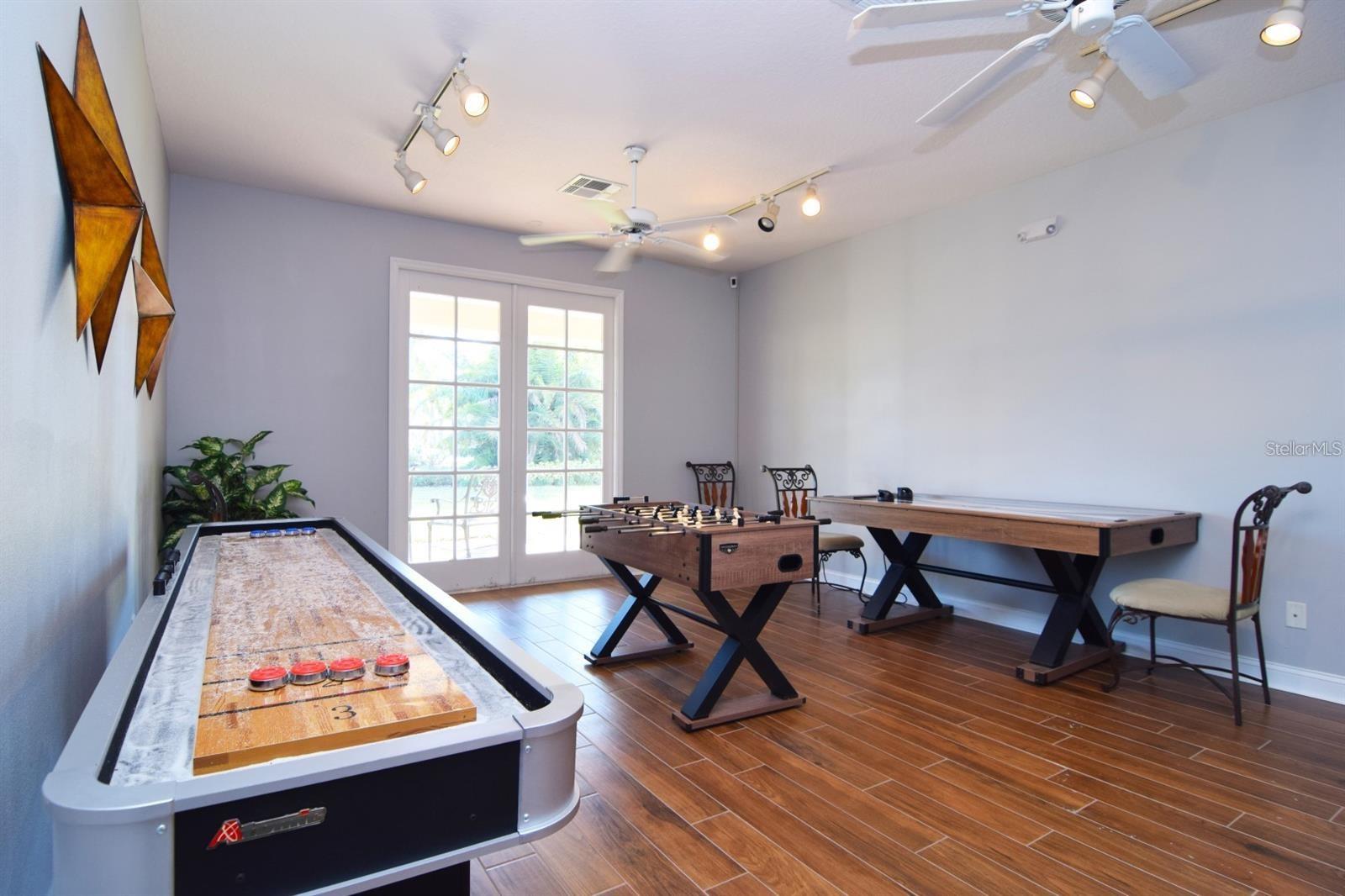 TUSCAN HILLS - Residential