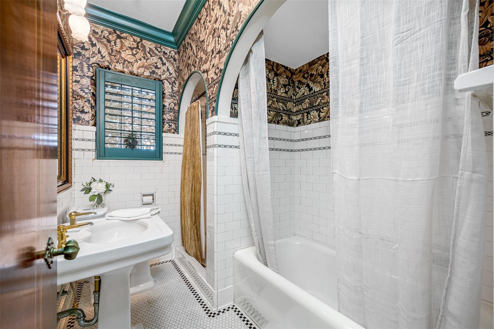 PARKLAND ESTATES REV - Residential