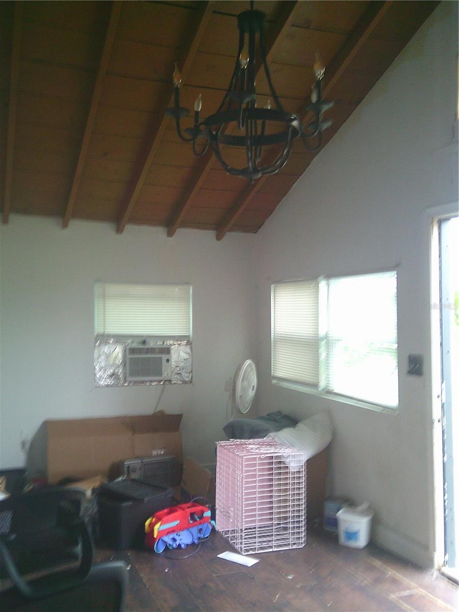 THOMPSON SUB - Residential