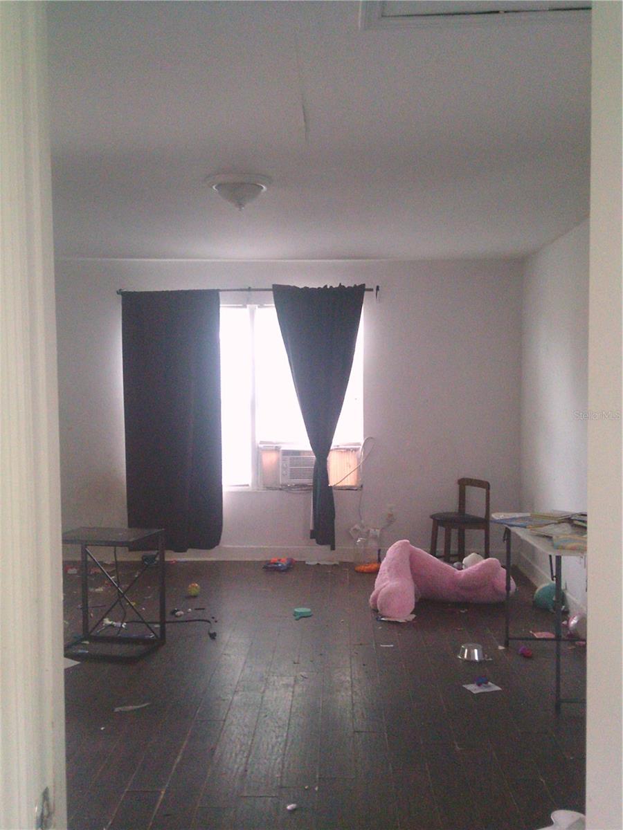 THOMPSON SUB - Residential