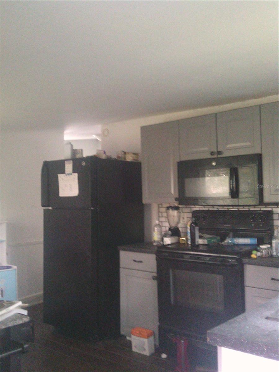 THOMPSON SUB - Residential