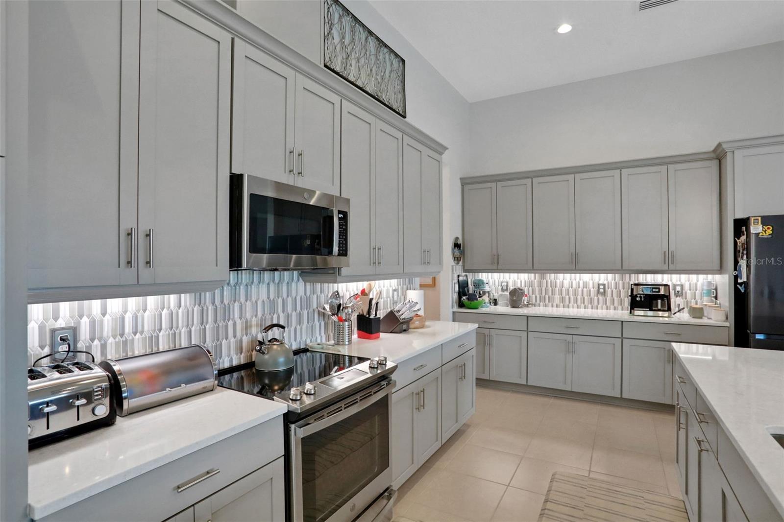 MOSAIC PH 1B-2 - Residential